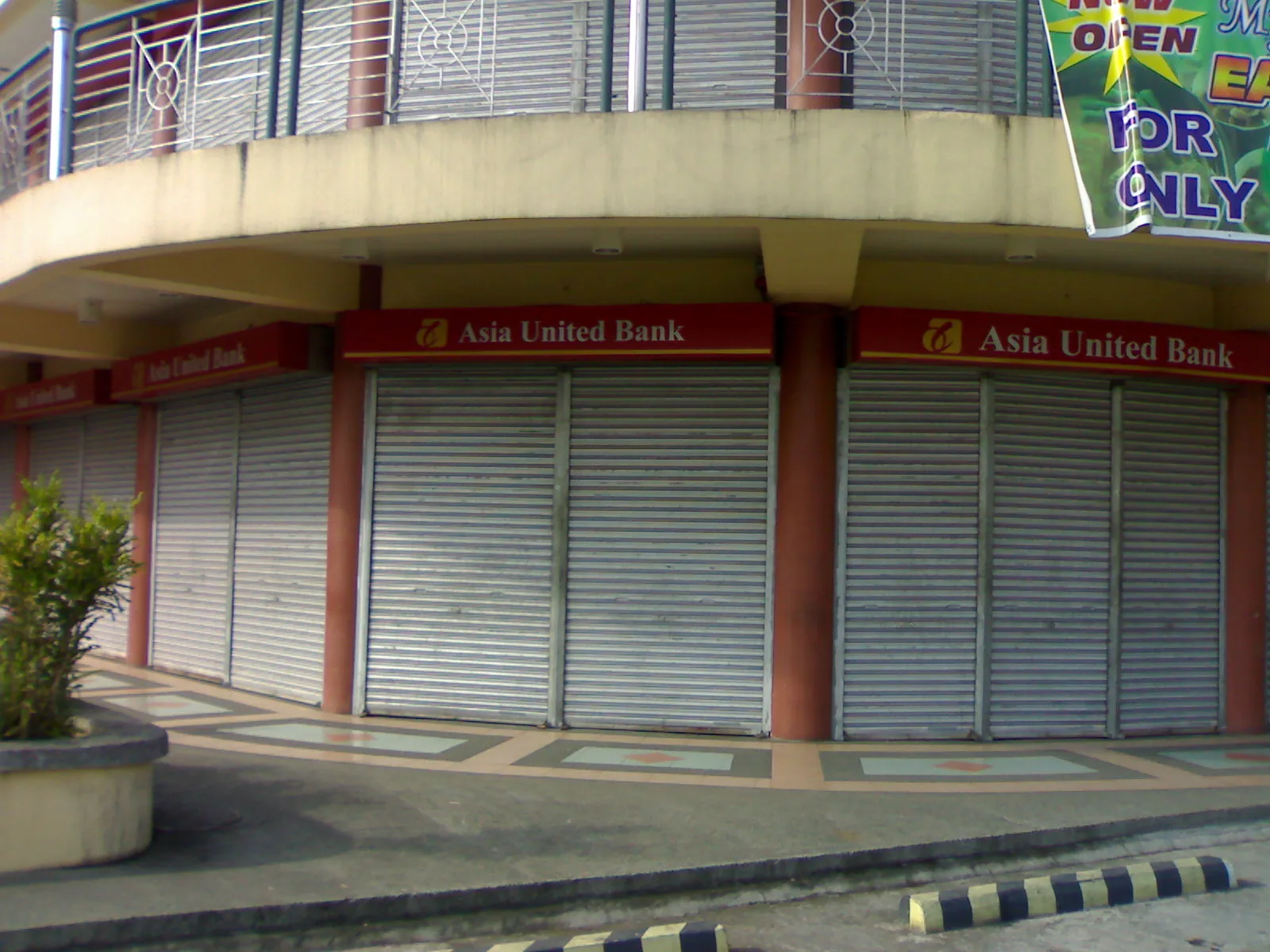 File:Asia United Bank Antipolo Branch - panoramio.jpg