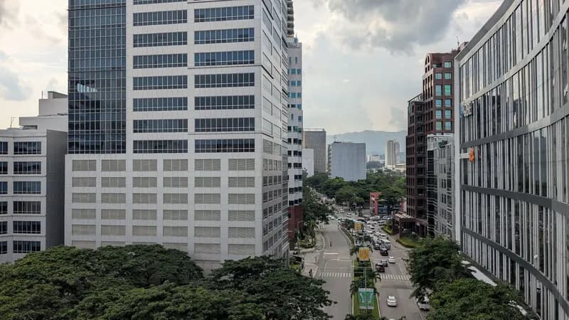 Cebu Business Park 2025-08 004