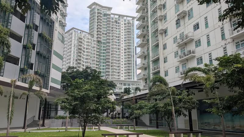 Cebu Business Park 2025-08 029
