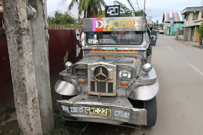 Jeepney cebu 1 metallic front