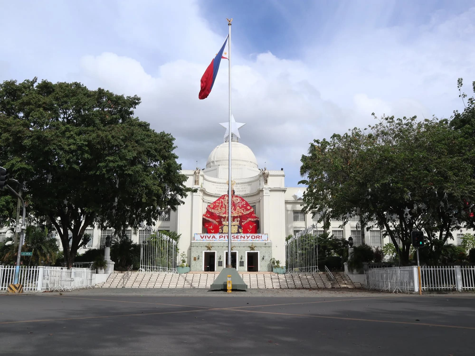 Cebu Provincial Capitol with flagpole (N. Escario, Cebu City; 01-23-2024)