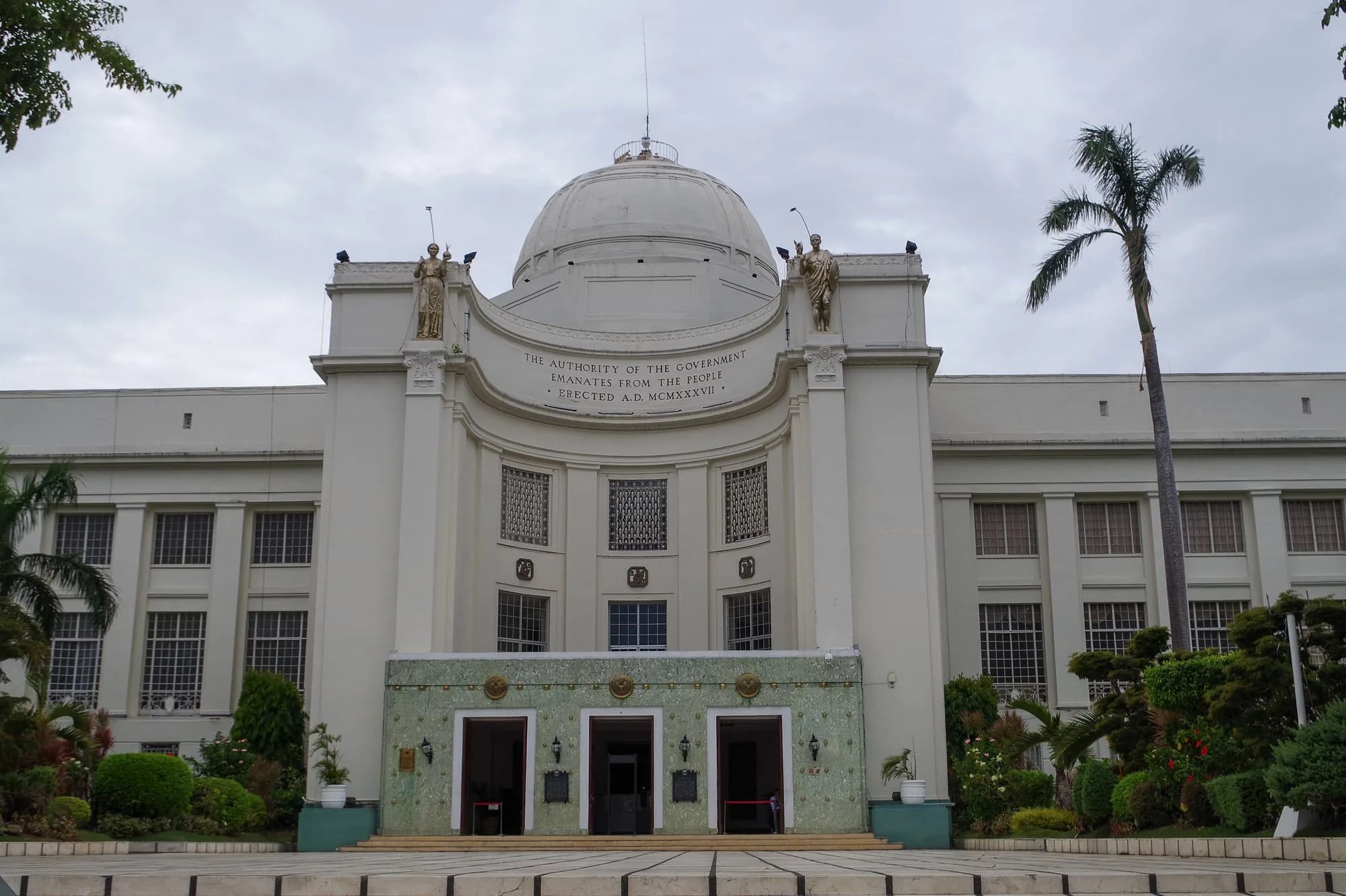 Cebu Provincial Capitol, Cebu City