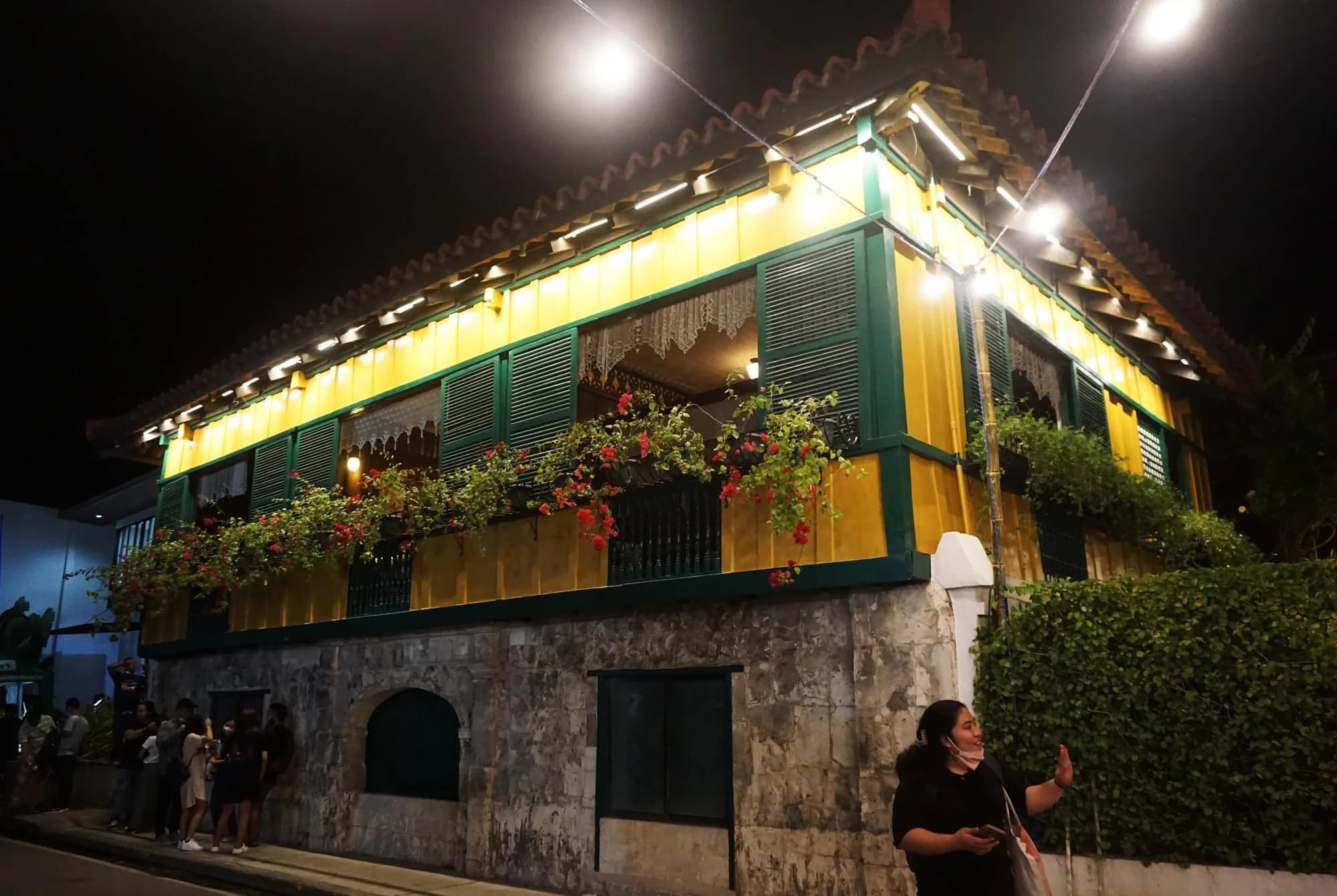 Night shot of Casa Gorordo