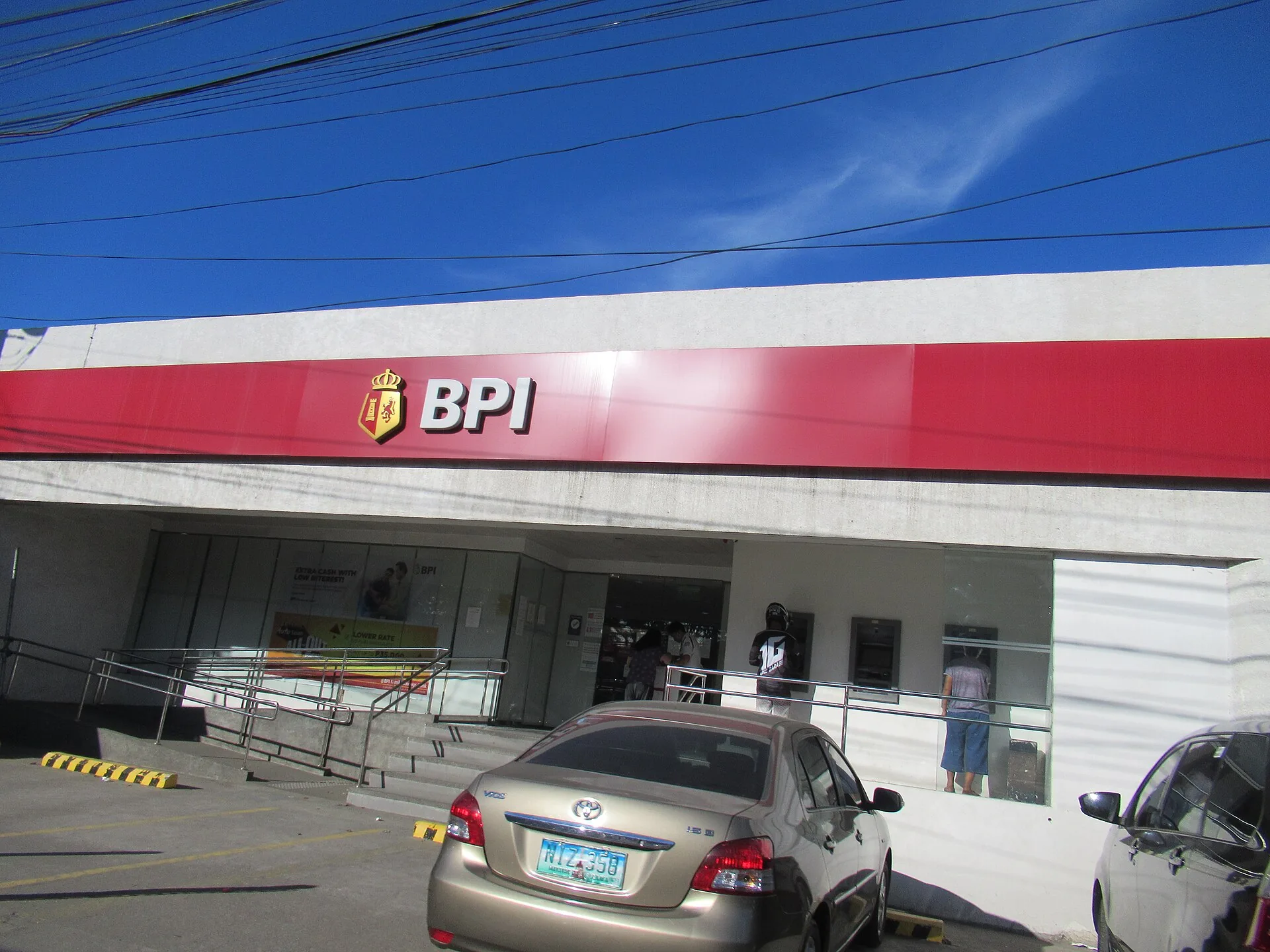 File:Bank of the Philippine Islands Malolos.jpg