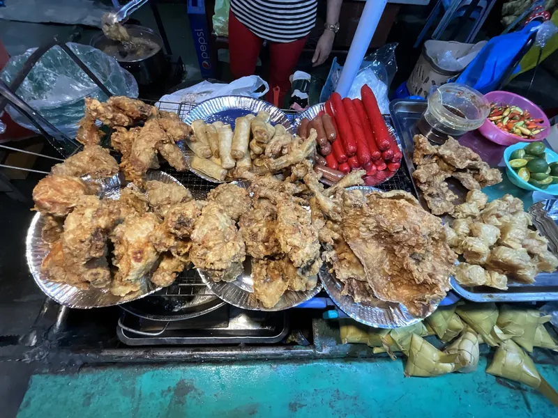 Street Food at Kamagayan Food Park, Cebu City 1