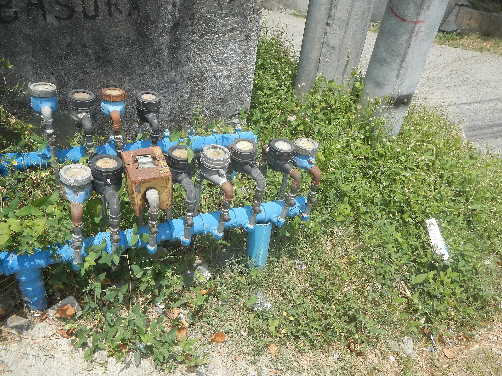 File:9824Water meters in the Philippines.jpg