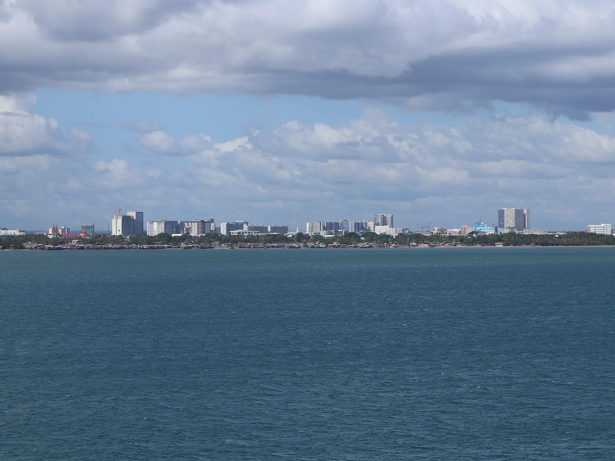Iloilo Molo-Mandurriao skyline Iloilo Strait (Iloilo City; 11-28-2024)