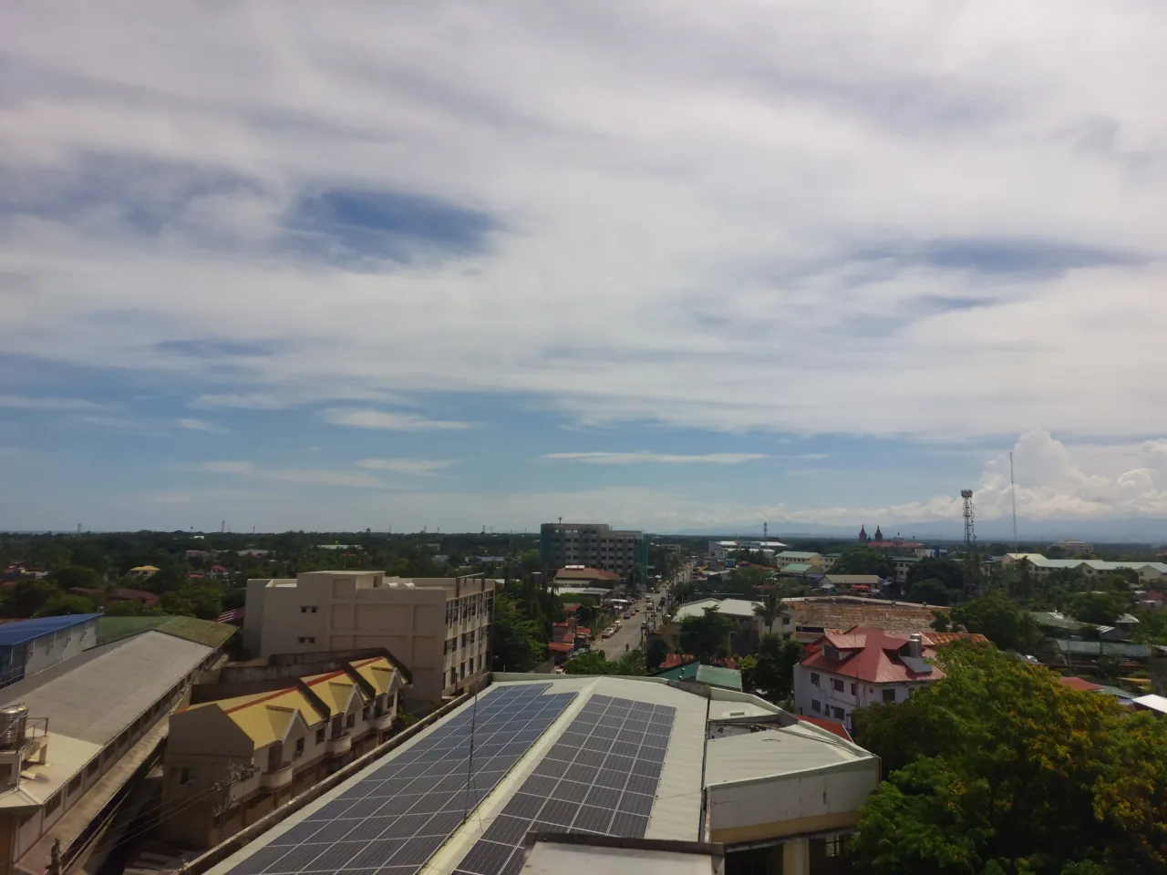 Molo, Iloilo City skyline 05-2022 B