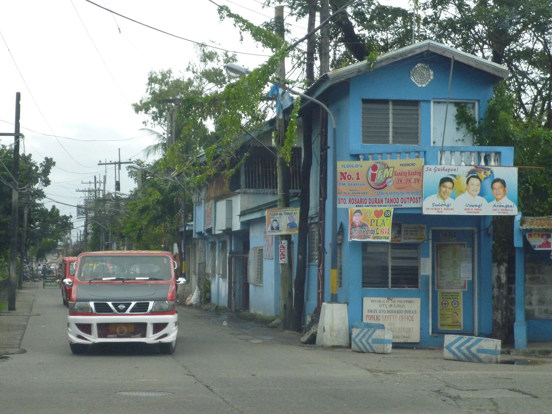 File:Barangay Hall and Tanod Outpost Brgy Sto Rosario Iloilo City.JPG